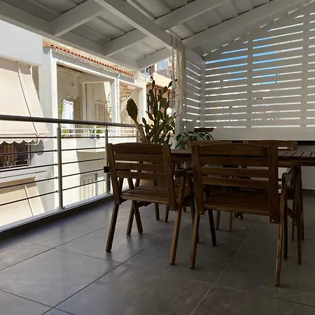 Central, Spacious And Bright 2-Bedroom Apartment. Heraklion (Crete) Exterior photo
