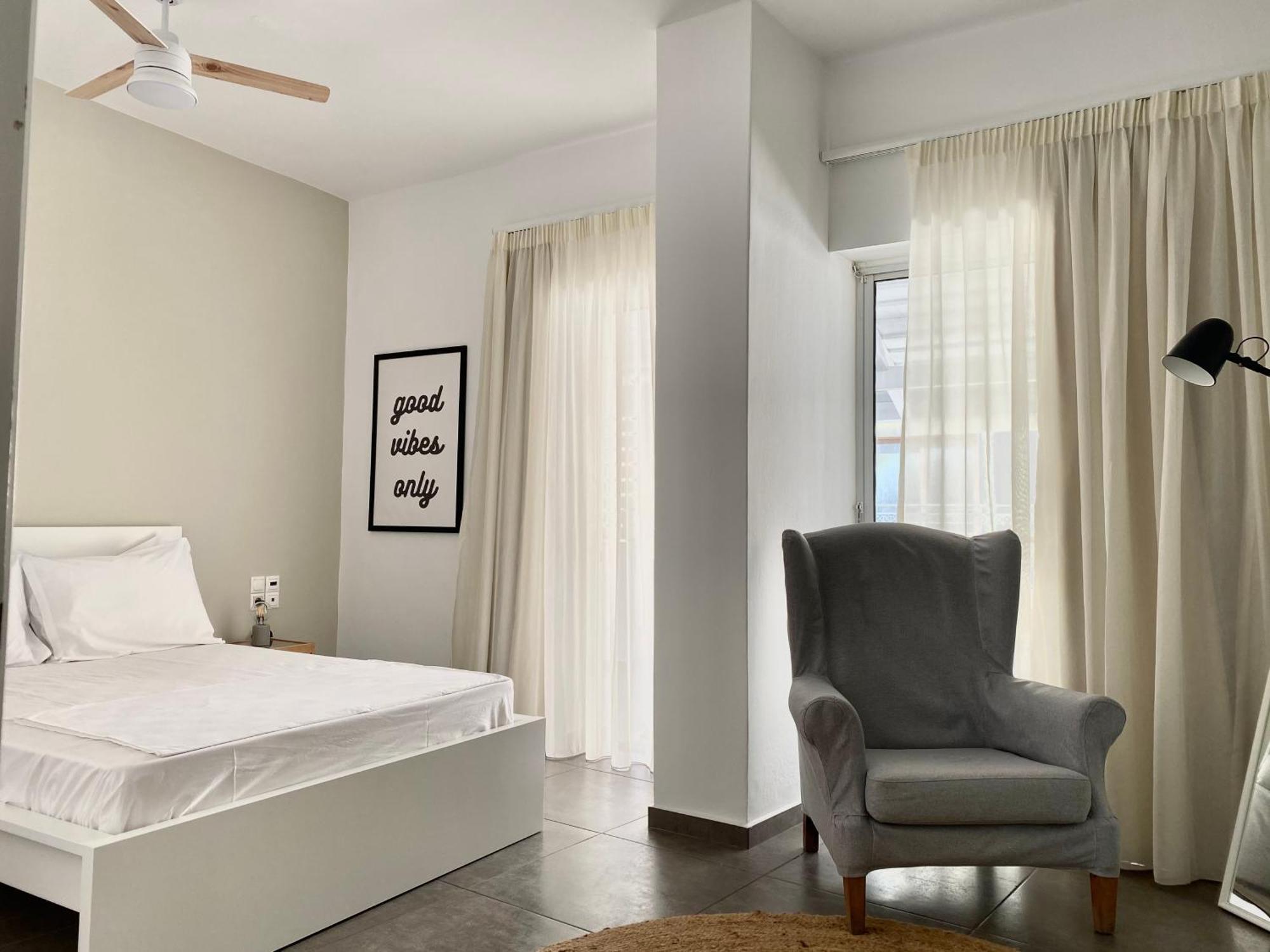 Central, Spacious And Bright 2-bedroom Apartment. Apartment